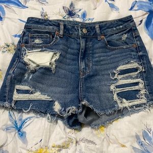 Summer dark wash shorts !